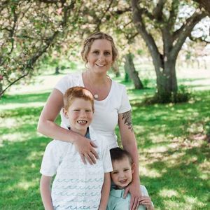 Meet your Posher, Leigh